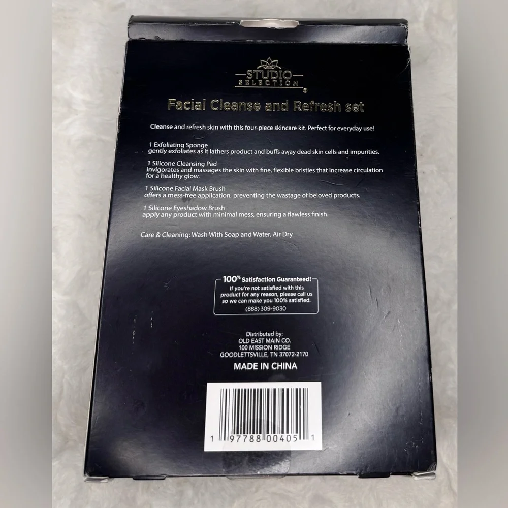 Studio Selection Facial Cleanse and Refresh Set, 4 pieces NEW